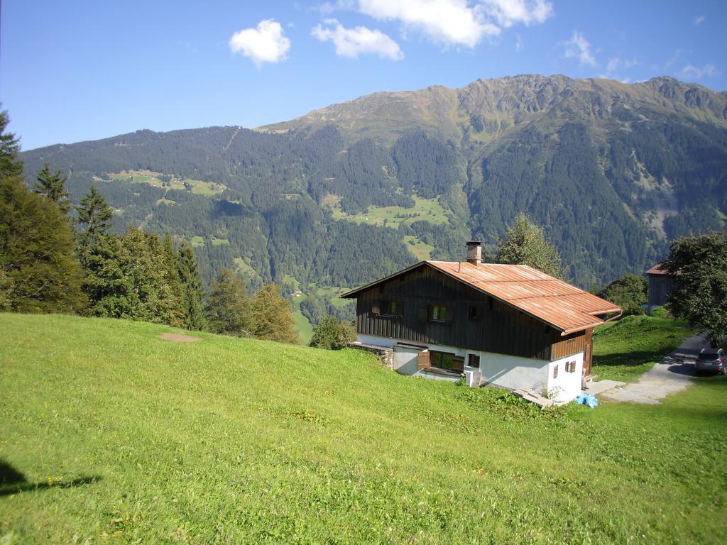 Maisaess Lifinarblick Villa Schruns ภายนอก รูปภาพ