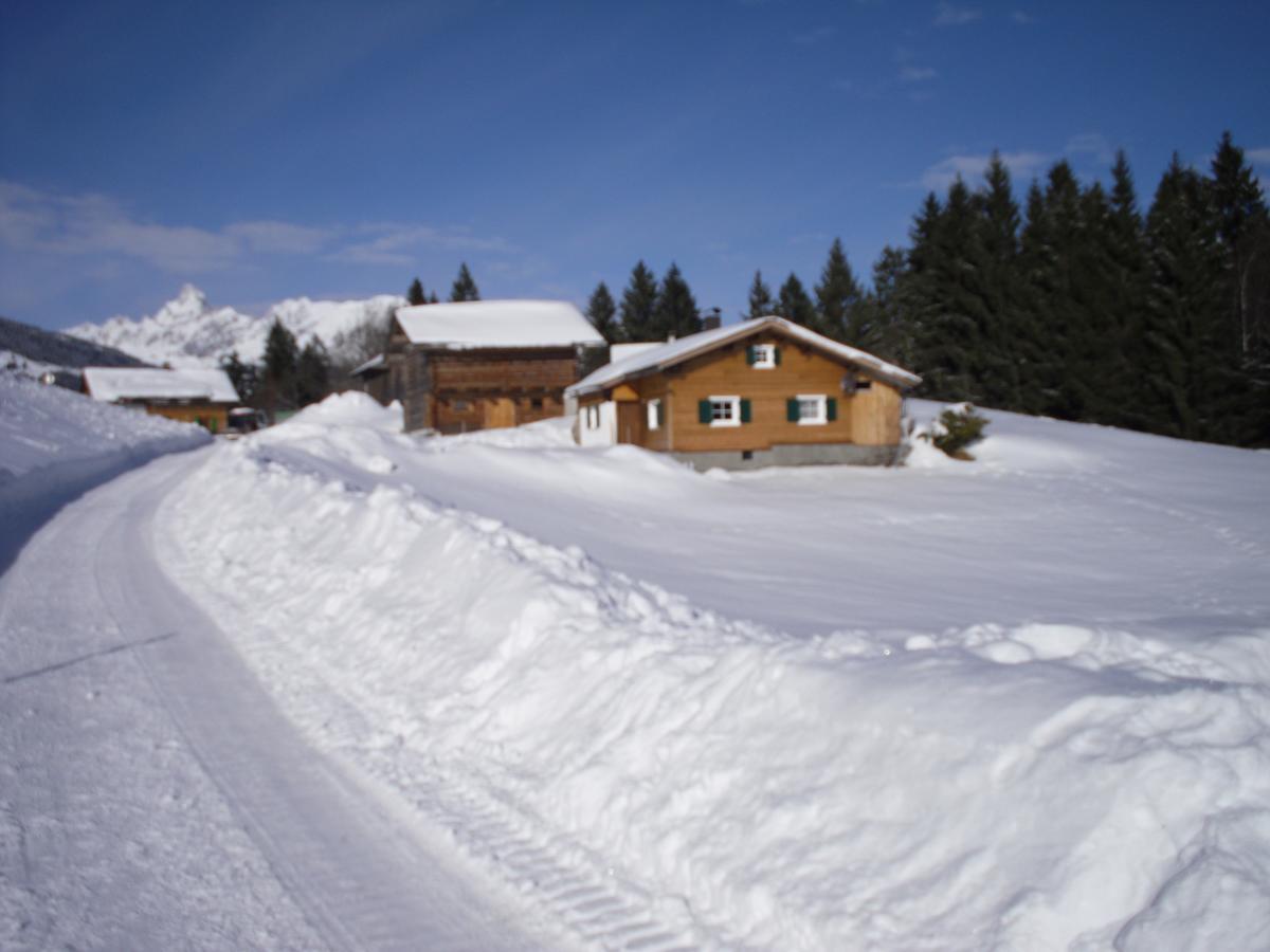 Maisaess Lifinarblick Villa Schruns ภายนอก รูปภาพ